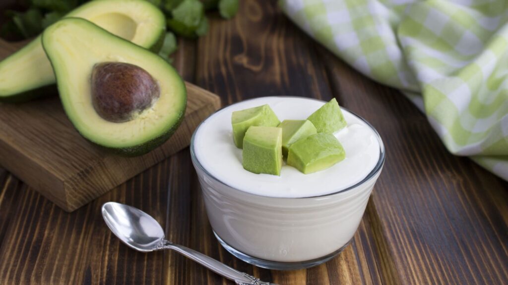 Sữa chua kefir cùng bơ tươi - BOH Kefir