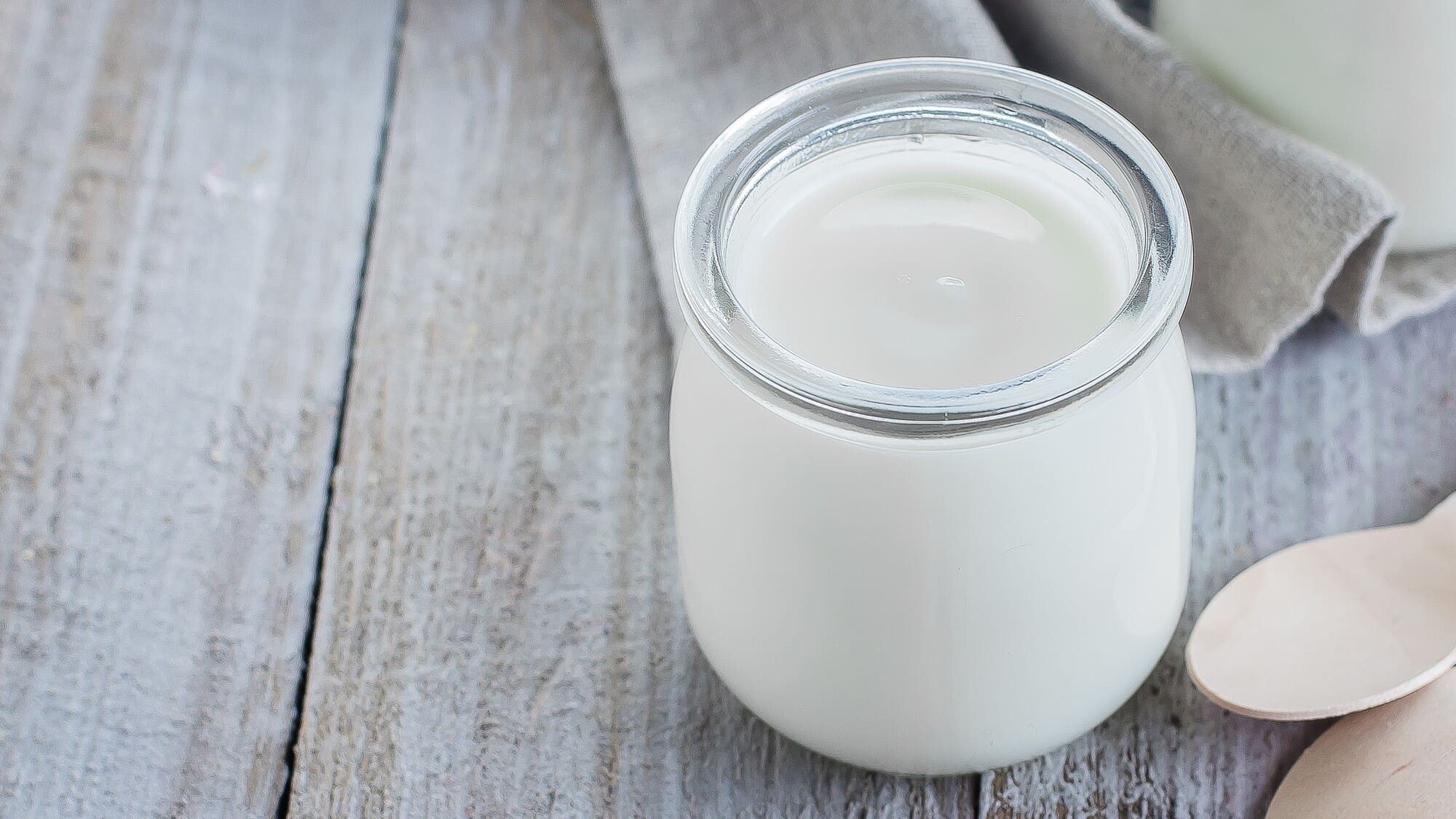 Sữa chua kefir nguyên chất hũ thuỷ tinh (2) - BOH Kefir