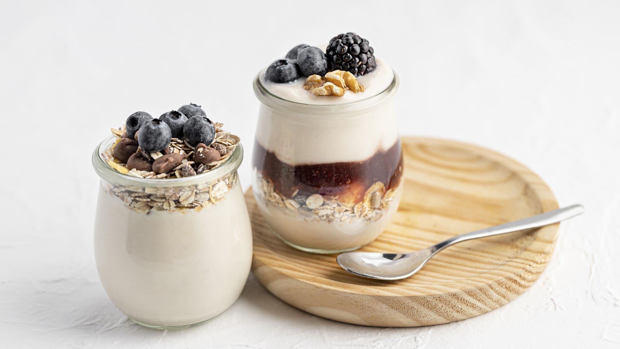 Sữa chua kefir nguyên chất kèm granola (3) - BOH Kefir