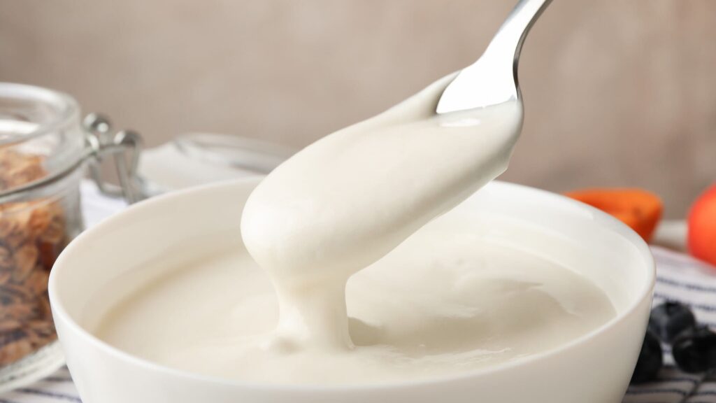 Sữa chua kefir nguyên chất sánh mịn