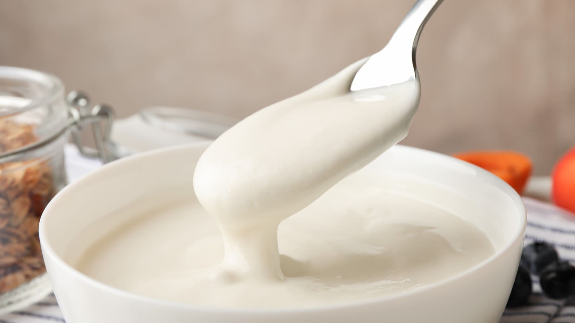 Sữa chua kefir nguyên chất sánh mịn - BOH Kefir